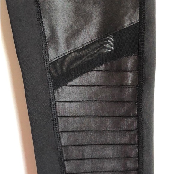 NWOT Black Moto Leggings - Picture 4 of 7